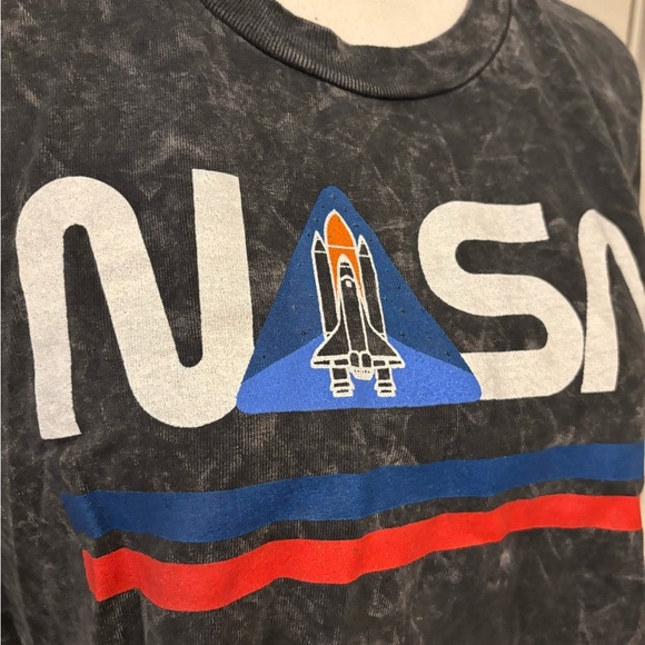 NASA grey acid wash logo cropped tee size XL - Picture 5 of 10